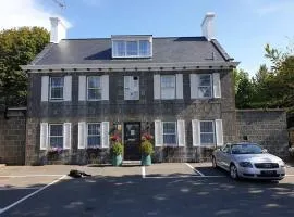 Le Chene Hotel