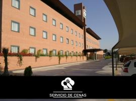 Posadas de España Malaga, hotel v Malaze