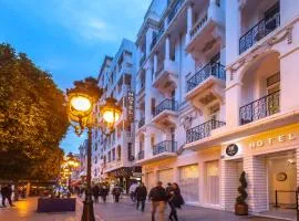 Hotel Carlton