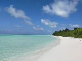 Rattehi Inn at Rakeedhoo