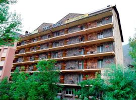 Hotel Pere D'Urg 3000, hotel di Encamp