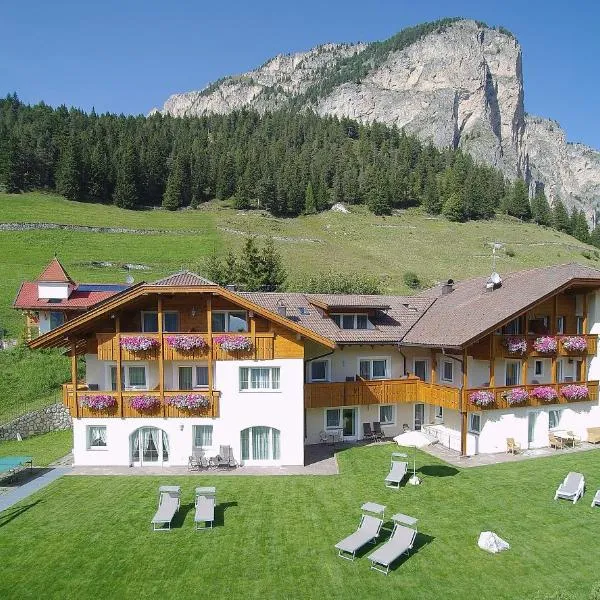 Garni La Majon, hotel v Selva di Val Gardena