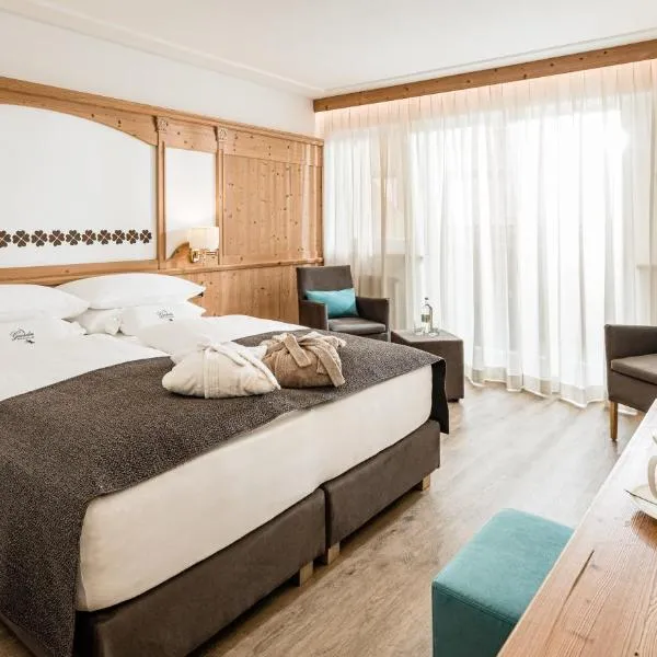 Giardin Boutique Hotel B&B, hotel in Selva di Val Gardena