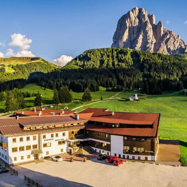 Monte Pana Dolomites Hotel, hotel in Santa Cristina Gherdëina