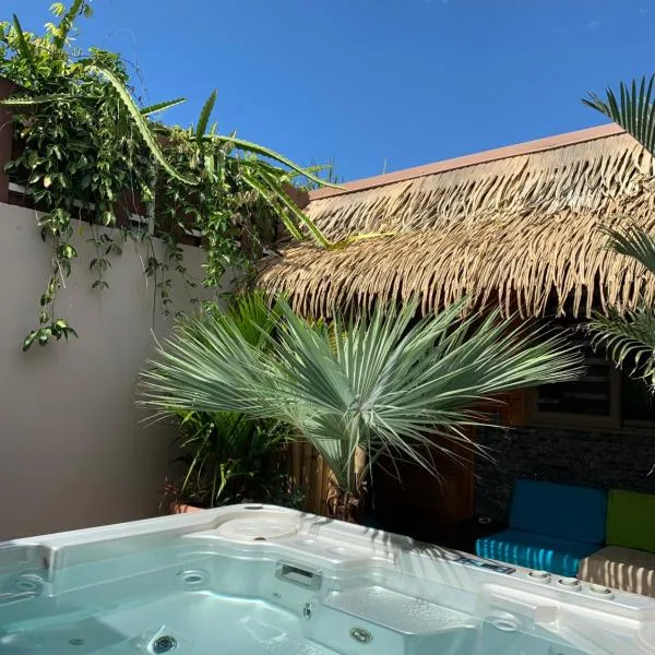 TAMANU LODGE, hotel u gradu 'Punaauia'